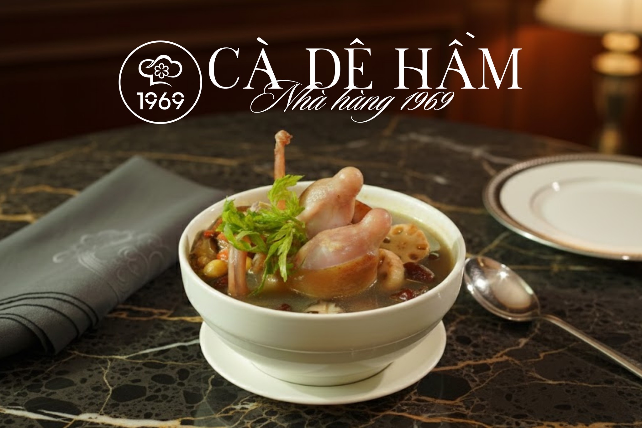 chọn menu tiệc phù hợp theo mùa